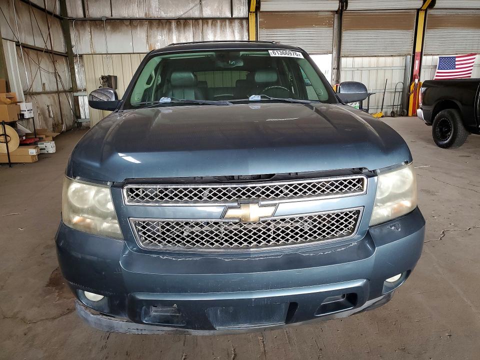 2008 Chevrolet Suburban მანქანა იყიდება აუქციონზე, vin: 3GNFC16088G209225, აუქციონის ნომერი: 61366976