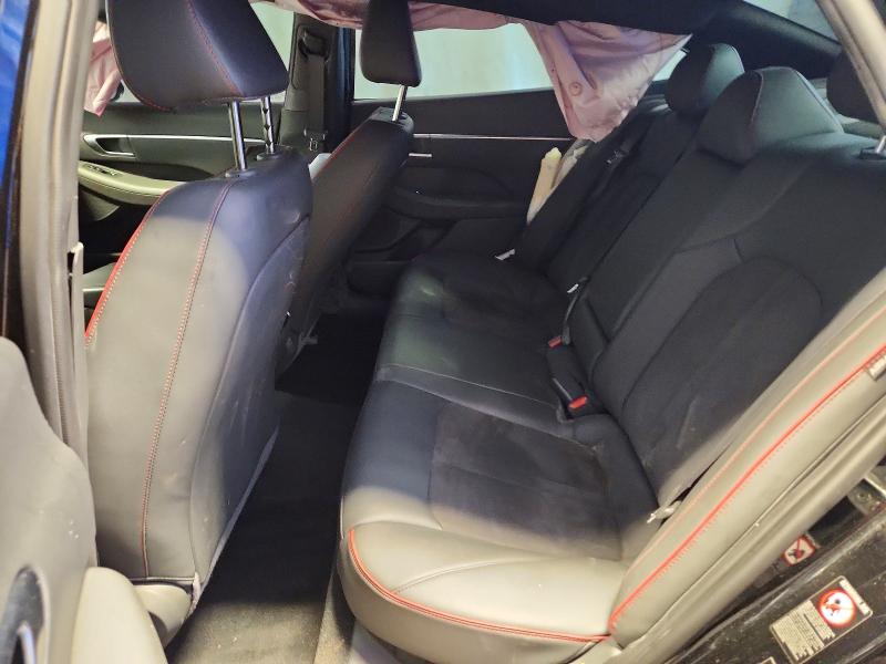 62574286 :رقم المزاد ، 5NPEJ4J25MH107418 vin ، 2021 Hyundai Sonata مزاد بيع