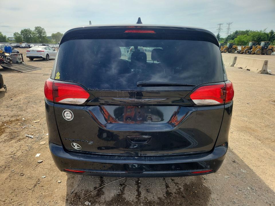 2019 Chrysler Pacifica მანქანა იყიდება აუქციონზე, vin: 2C4RC1FGXKR742035, აუქციონის ნომერი: 60449676