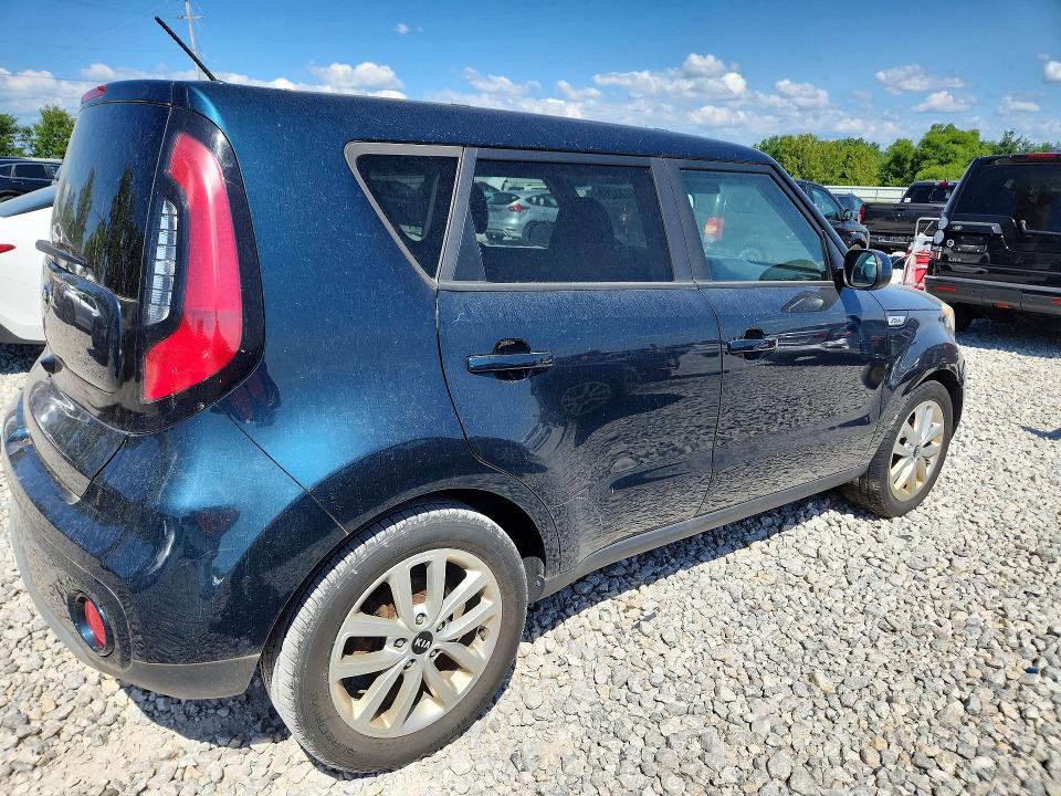 Продаж на аукціоні авто 2018 Kia Soul, vin: KNDJP3A53J7587508, номер лоту: 60702606