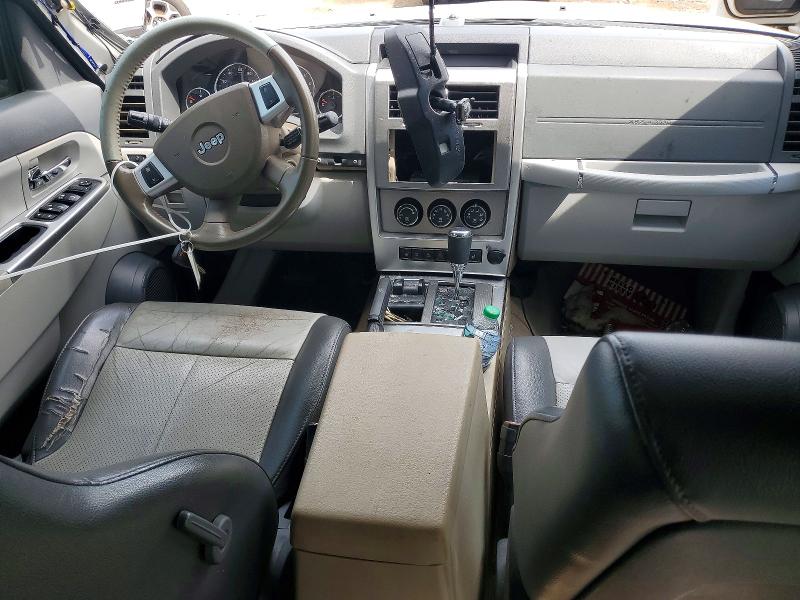 2008 Jeep Liberty მანქანა იყიდება აუქციონზე, vin: 1J8GN58K88W235265, აუქციონის ნომერი: 62386886