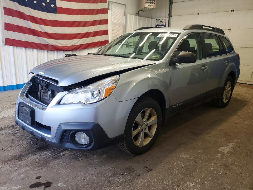 62604286 :رقم المزاد ، 4S4BRBAC0E3243098 vin ، 2014 Subaru Outback مزاد بيع