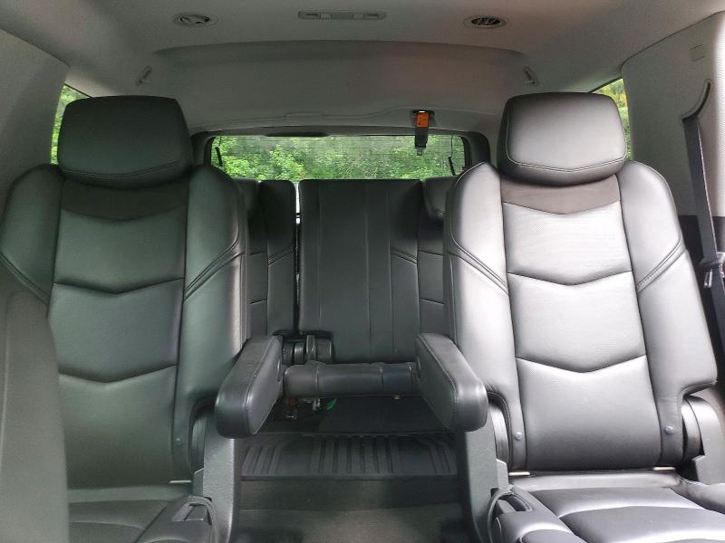 59705896 :رقم المزاد ، 1GYS4BKJ4FR161206 vin ، 2015 Cadillac Escalade مزاد بيع