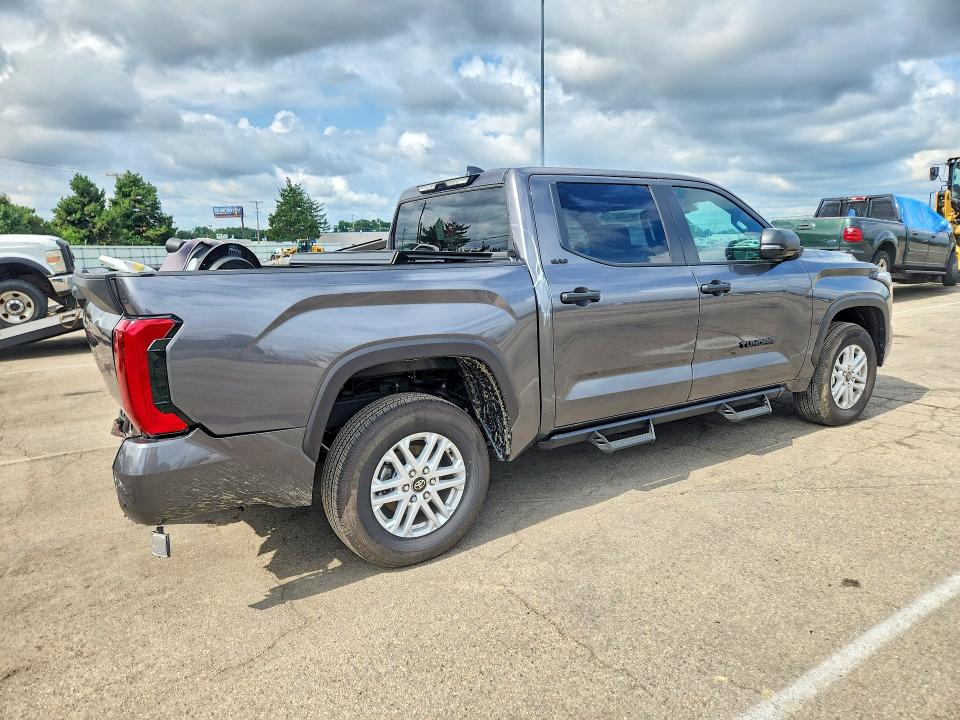 Продажа на аукционе авто 2025 Toyota Tundra, vin: 5TFLA5DBXSX329625, номер лота: 59821926