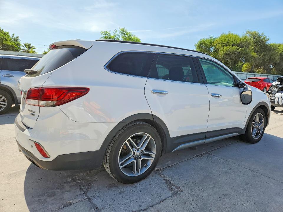 2017 Hyundai Santa Fe მანქანა იყიდება აუქციონზე, vin: KM8SR4HF3HU241324, აუქციონის ნომერი: 63591596