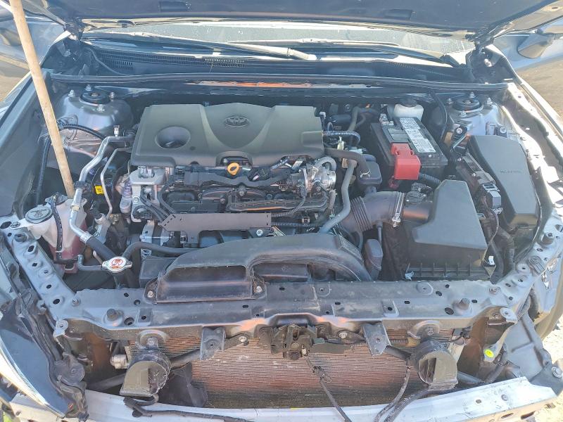 62276526 :رقم المزاد ، 4T1G11AKXPU746584 vin ، 2023 Toyota Camry مزاد بيع