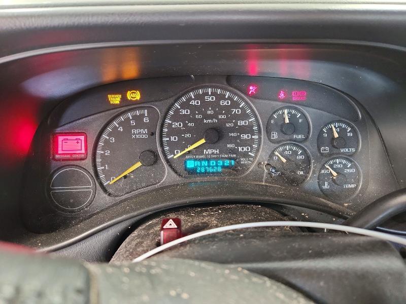 60124696 :رقم المزاد ، 1GTEC19T3YZ170120 vin ، 2000 Gmc New Sierra مزاد بيع