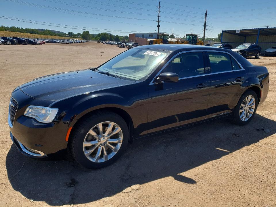 2018 Chrysler 300 მანქანა იყიდება აუქციონზე, vin: 2C3CCARGXJH143095, აუქციონის ნომერი: 60222396