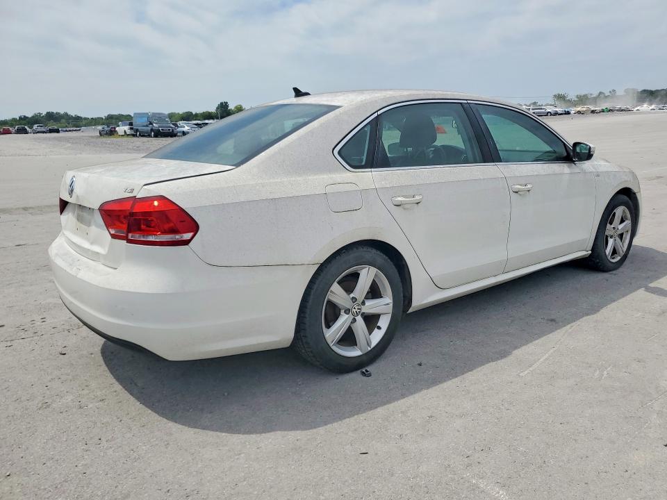 63518796 :رقم المزاد ، 1VWAS7A34EC047387 vin ، 2014 Volkswagen Passat مزاد بيع