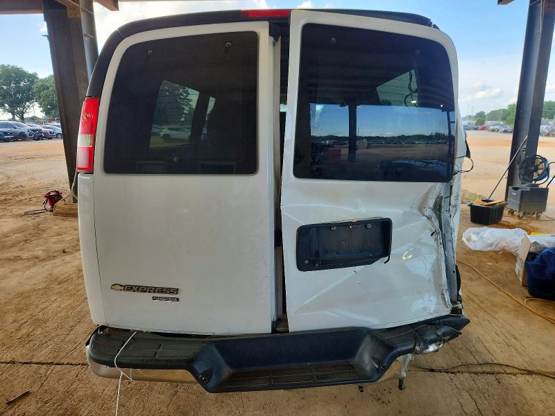 Продаж на аукціоні авто 2015 Chevrolet Express G3500, vin: 1GBZG1FF7F1232686, номер лоту: 61394786