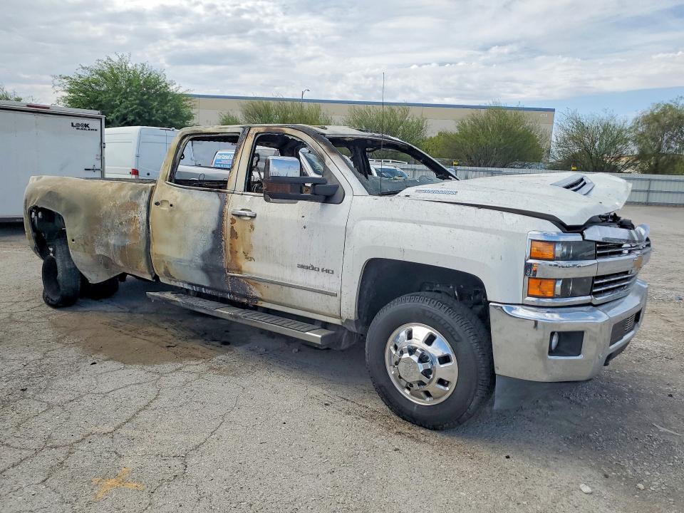 Auction sale of the 2019 Chevrolet Silverado, vin: 1GC4KXCY3KF246921, lot number: 60691566