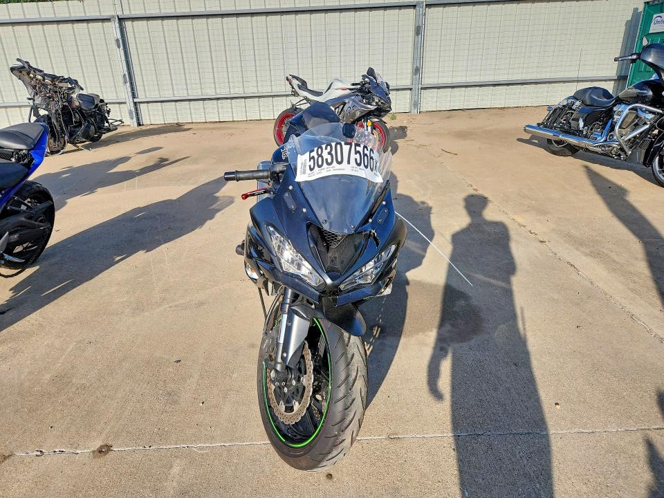 58307566 :رقم المزاد ، JKBZXJH19KA001141 vin ، 2019 Kawasaki Zx636 مزاد بيع