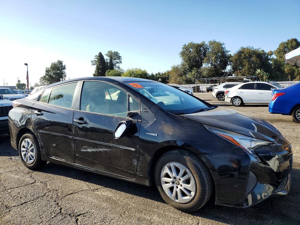 Продажа на аукционе авто 2016 Toyota Prius, vin: JTDKBRFUXG3010786, номер лота: 61021746