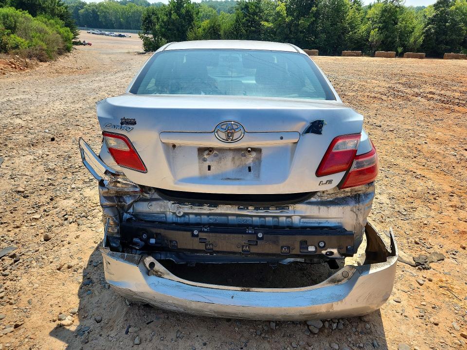 61681006 :رقم المزاد ، 4T1BE46K38U257681 vin ، 2008 Toyota Camry مزاد بيع