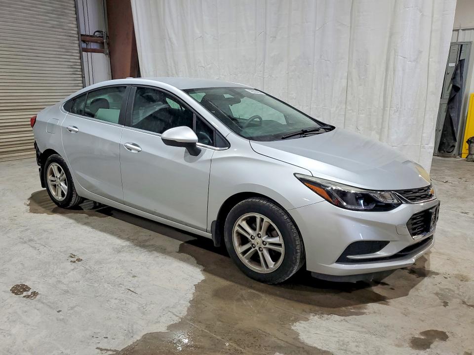 2018 Chevrolet Cruze მანქანა იყიდება აუქციონზე, vin: 1G1BE5SMXJ7226703, აუქციონის ნომერი: 59629426