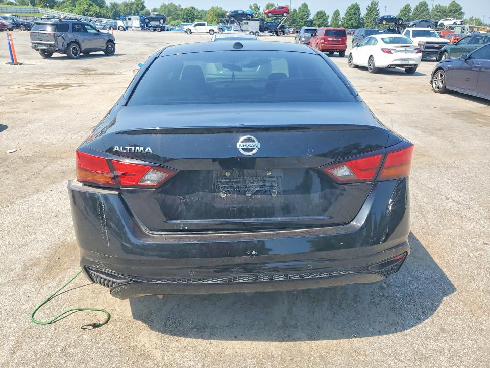62350646 :رقم المزاد ، 1N4BL4BV3LC131058 vin ، 2020 Nissan Altima مزاد بيع