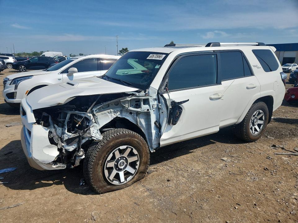 2018 Toyota 4runner მანქანა იყიდება აუქციონზე, vin: JTEBU5JR2J5499567, აუქციონის ნომერი: 60670966