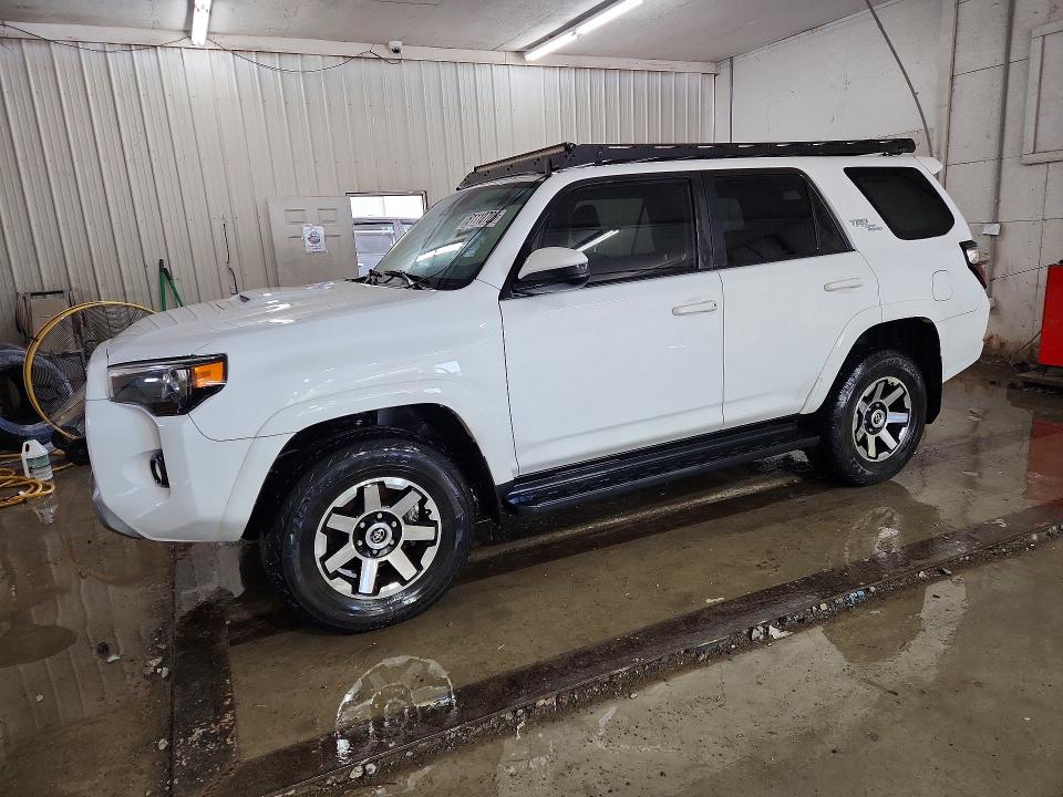 Aukcja sprzedaży 2020 Toyota 4runner, vin: JTEBU5JR6L5805298, numer aukcji: 61110706