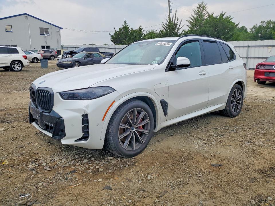 60624556 :رقم المزاد ، 5UX43EU0XR9V41371 vin ، 2024 Bmw X5 مزاد بيع
