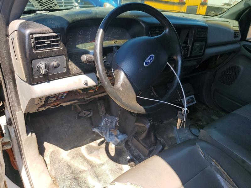 61033786 :رقم المزاد ، 3FRNF65F65V145887 vin ، 2005 Ford F650 مزاد بيع