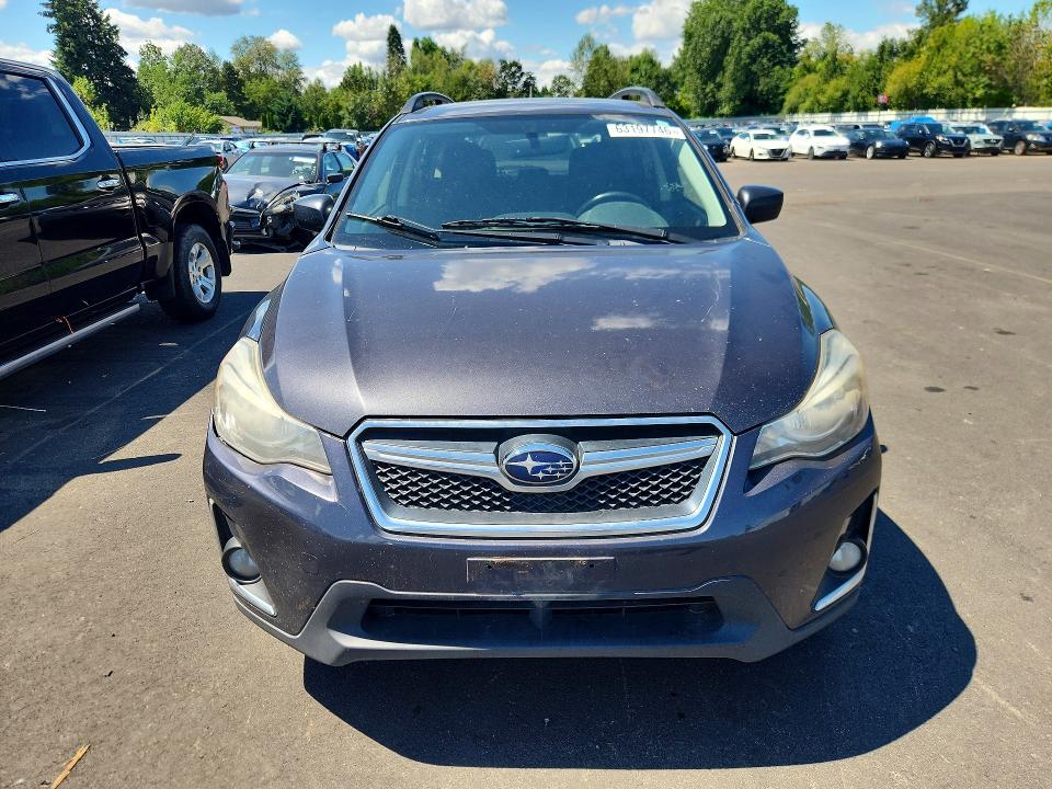 63197746 :رقم المزاد ، JF2GPABC5HG239636 vin ، 2017 Subaru Crosstrek مزاد بيع