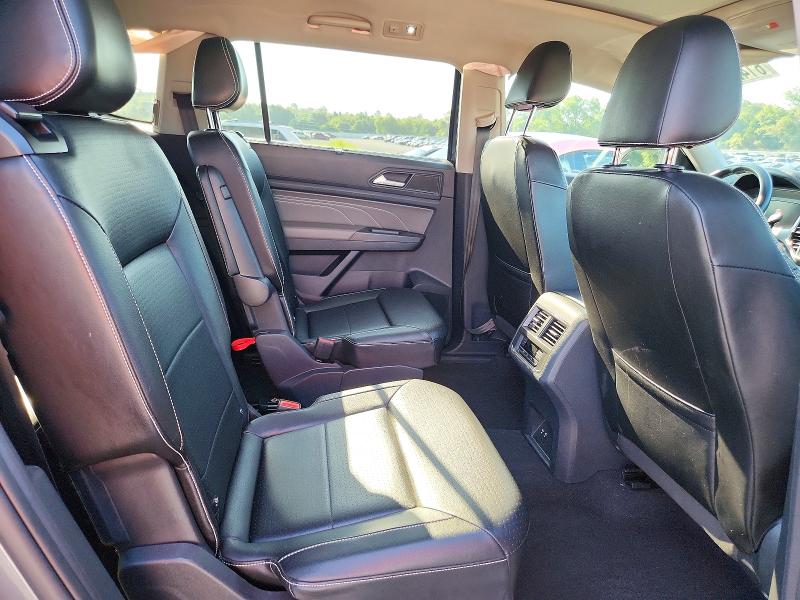 61422756 :رقم المزاد ، 1V2JP2CA5NC533854 vin ، 2022 Volkswagen Atlas مزاد بيع