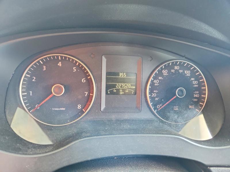 60821176 :رقم المزاد ، 3VWD17AJ4EM243391 vin ، 2014 Volkswagen Jetta مزاد بيع