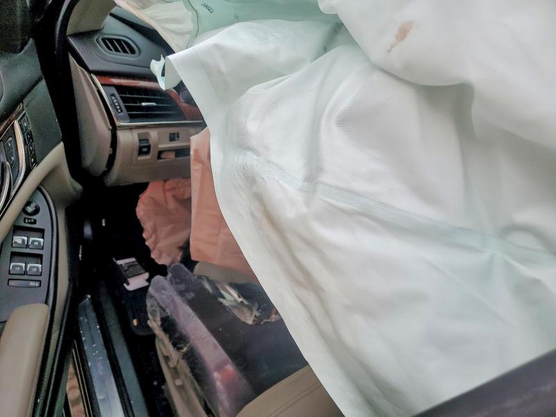 62340536 :رقم المزاد ، 1G6AW5SX8E0125672 vin ، 2014 Cadillac Cts مزاد بيع