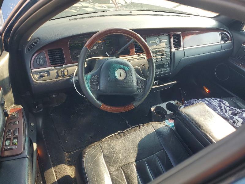 Продажа на аукционе авто 2003 Lincoln Town Car, vin: 1LNHM82W93Y627658, номер лота: 60756816