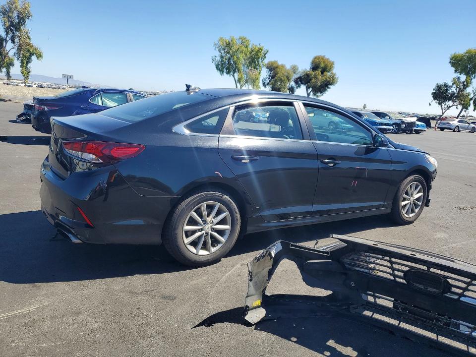 Продаж на аукціоні авто 2018 Hyundai Sonata, vin: 5NPE24AFXJH676549, номер лоту: 61201226