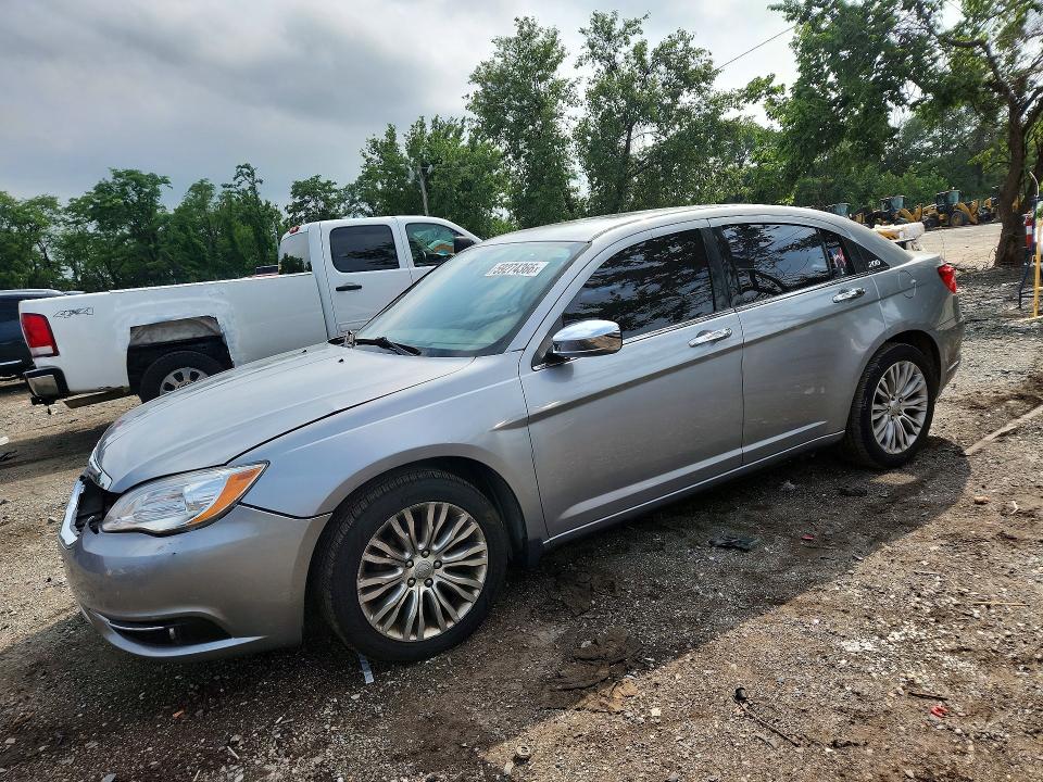 59274366 :رقم المزاد ، 1C3CCBCG8DN553484 vin ، 2013 Chrysler 200 مزاد بيع