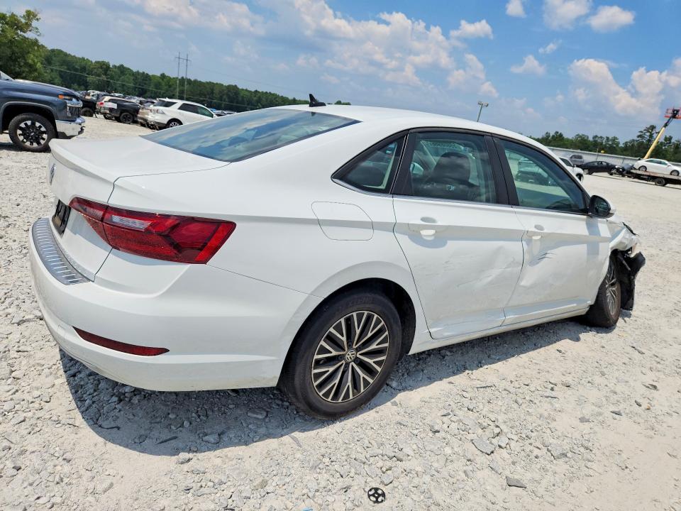 59808986 :رقم المزاد ، 3VWN57BU5MM098264 vin ، 2021 Volkswagen Jetta مزاد بيع
