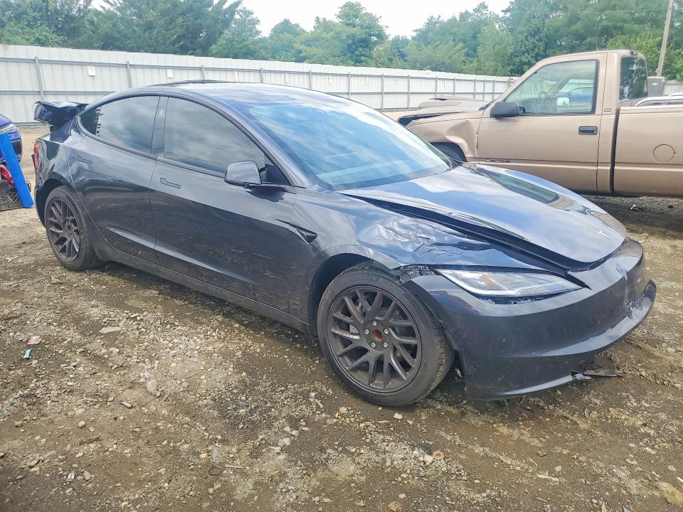 2025 Tesla Model 3 მანქანა იყიდება აუქციონზე, vin: 5YJ3E1EAXSF023893, აუქციონის ნომერი: 62940396