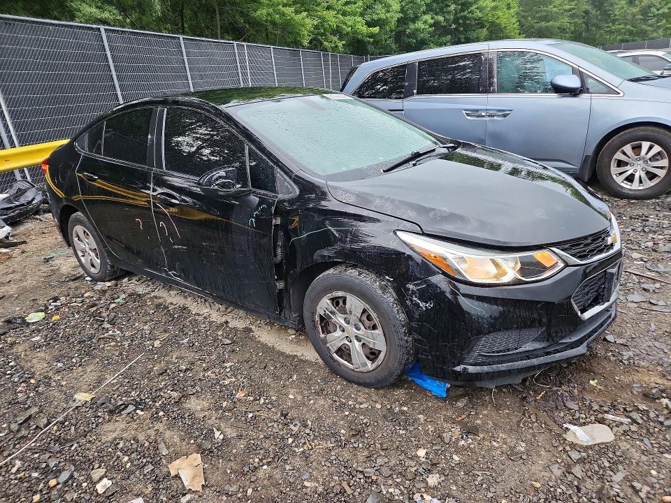 2018 Chevrolet Cruze მანქანა იყიდება აუქციონზე, vin: 1G1BC5SM2J7203308, აუქციონის ნომერი: 61796206
