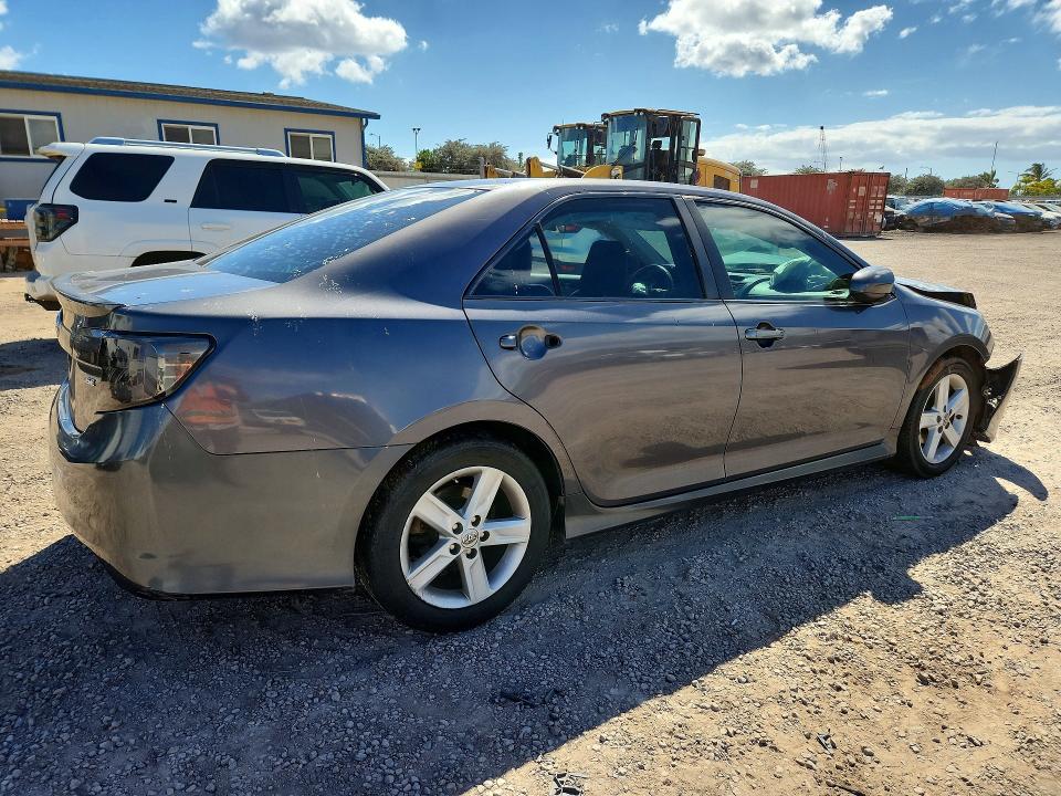 62685696 :رقم المزاد ، 4T1BF1FK5CU148367 vin ، 2012 Toyota Camry مزاد بيع
