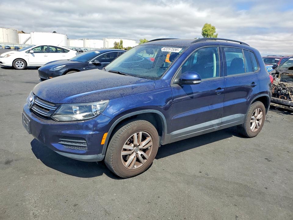 62257556 :رقم المزاد ، WVGAV7AX6FW507822 vin ، 2015 Volkswagen Tiguan مزاد بيع