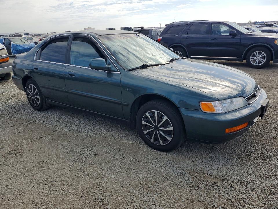 Продажа на аукционе авто 1997 Honda Accord, vin: 1HGCD5632VA215012, номер лота: 62055336