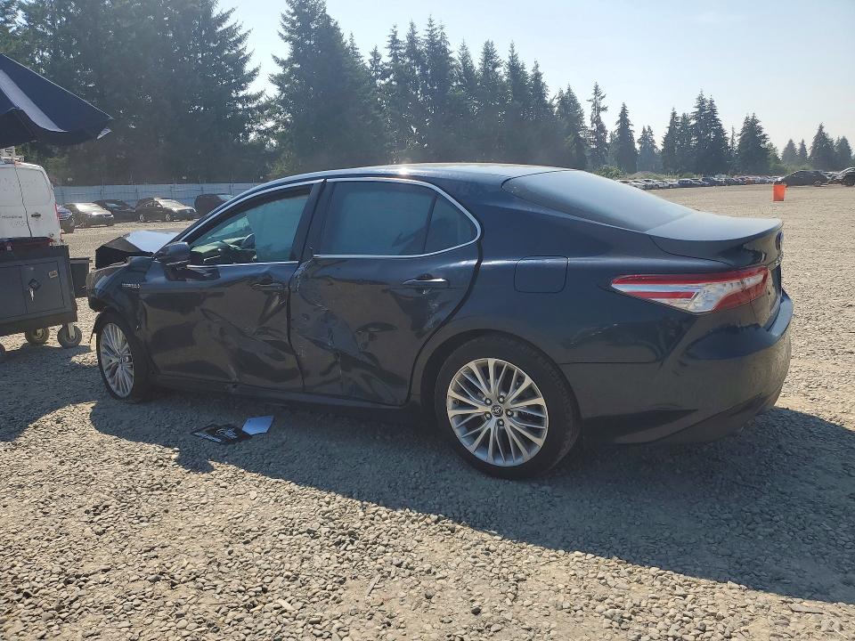 2018 Toyota Camry Hybrid მანქანა იყიდება აუქციონზე, vin: 4T1B21HK9JU503983, აუქციონის ნომერი: 61913316