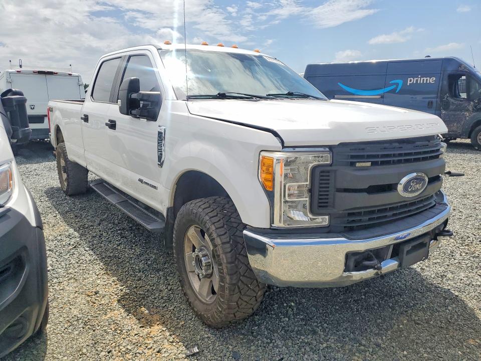 2017 Ford F350 მანქანა იყიდება აუქციონზე, vin: 1FT8W3BT0HEF22667, აუქციონის ნომერი: 61771736