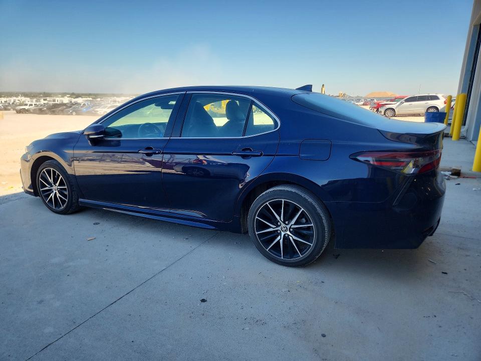 Продаж на аукціоні авто 2022 Toyota Camry, vin: 4T1G11AK6NU075735, номер лоту: 60322776