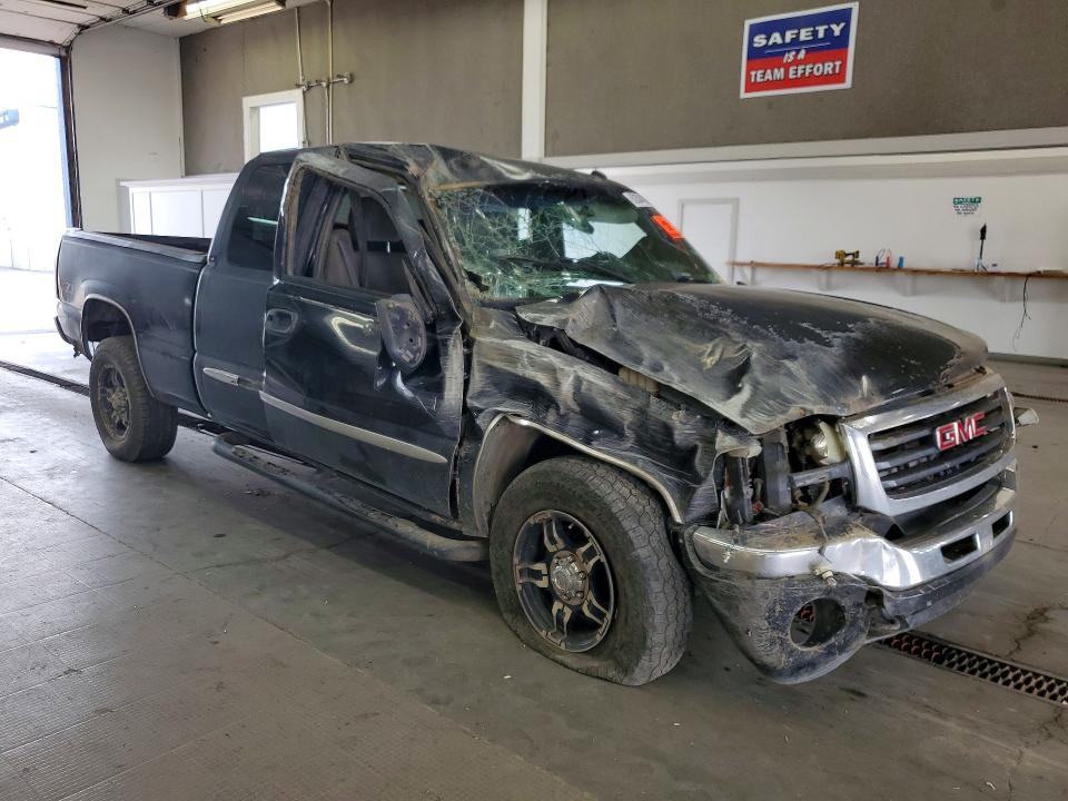 62004226 :رقم المزاد ، 2GTEK19T441266425 vin ، 2004 Gmc New Sierra مزاد بيع