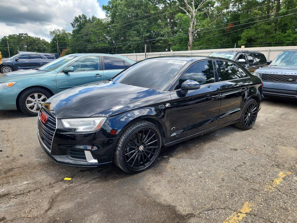 2018 Audi A3 მანქანა იყიდება აუქციონზე, vin: WAUAUGFF2J1036486, აუქციონის ნომერი: 61881896