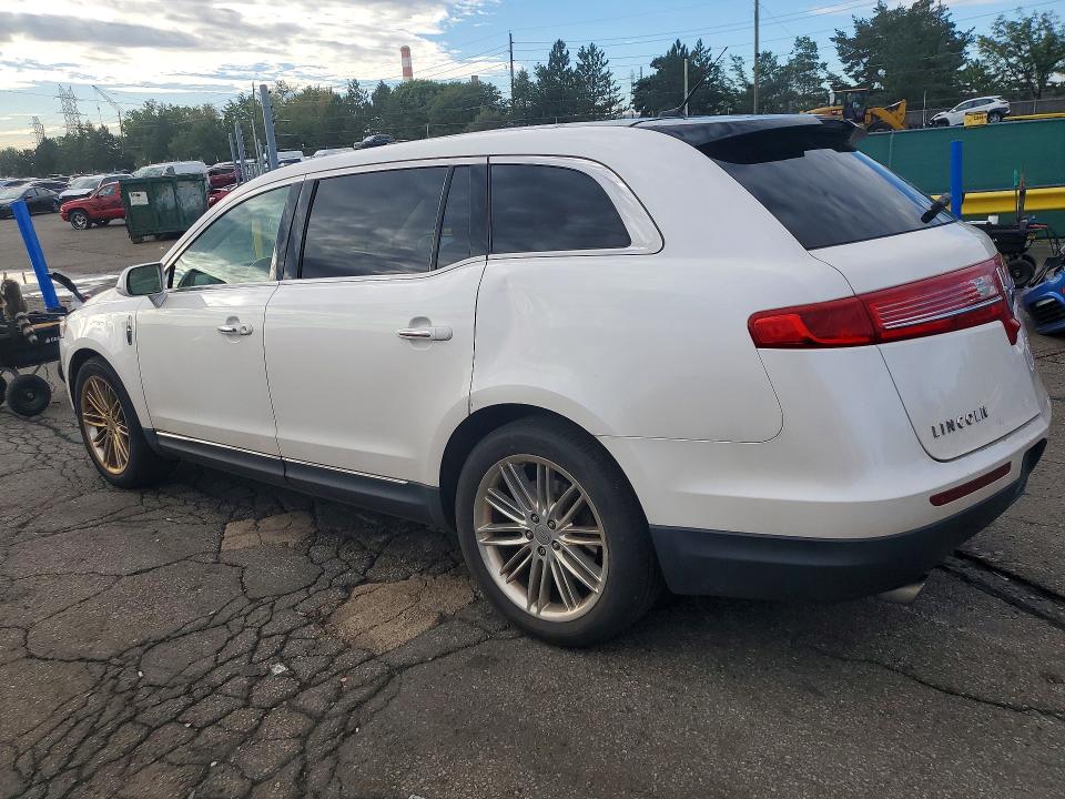 Продаж на аукціоні авто 2017 Lincoln Mkt, vin: 2LMHJ5AT5HBL01086, номер лоту: 62492766