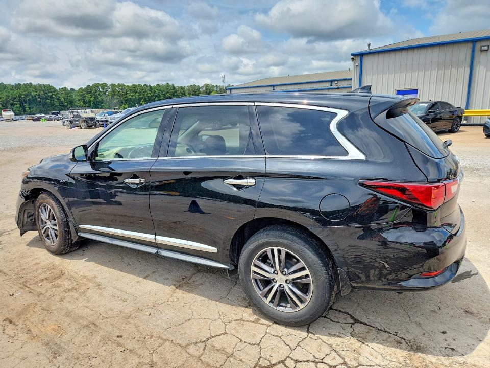 60648736 :رقم المزاد ، 5N1DL0MN6JC502117 vin ، 2018 Infiniti Qx60 مزاد بيع