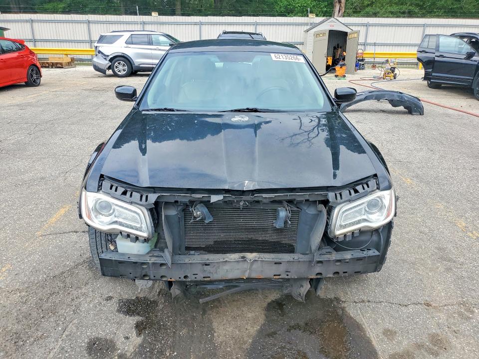 Продажа на аукционе авто 2013 Chrysler 300, vin: 2C3CCAAGXDH519410, номер лота: 62135266