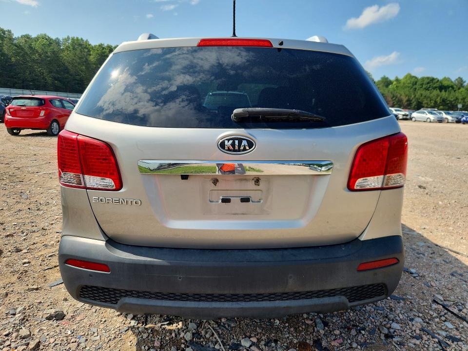 2013 Kia Sorento მანქანა იყიდება აუქციონზე, vin: 5XYKT4A61DG366320, აუქციონის ნომერი: 95586335