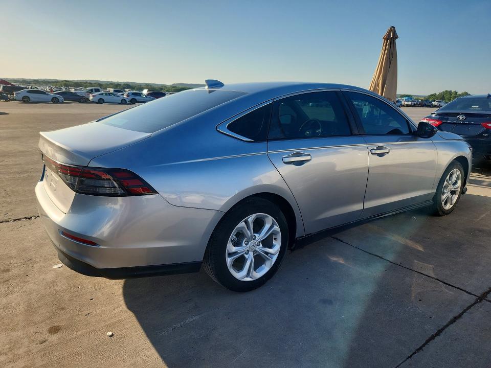 60436456 :رقم المزاد ، 1HGCY1F22PA002987 vin ، 2023 Honda Accord مزاد بيع