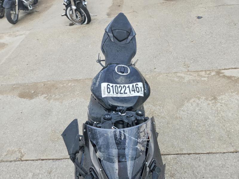 61022146 :رقم المزاد ، JKBZXJK18TA014974 vin ، 2026 Kawasaki Zx636 مزاد بيع