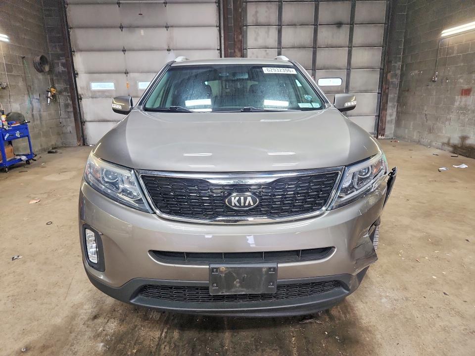 Продаж на аукціоні авто 2015 Kia Sorento, vin: 5XYKTCA67FG616785, номер лоту: 62932396