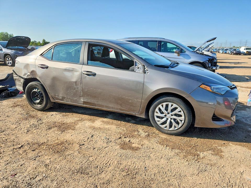 Aukcja sprzedaży 2018 Toyota Corolla, vin: 2T1BURHE7JC061855, numer aukcji: 62079936